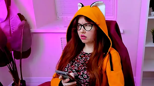 CarolGiggly Webcam show