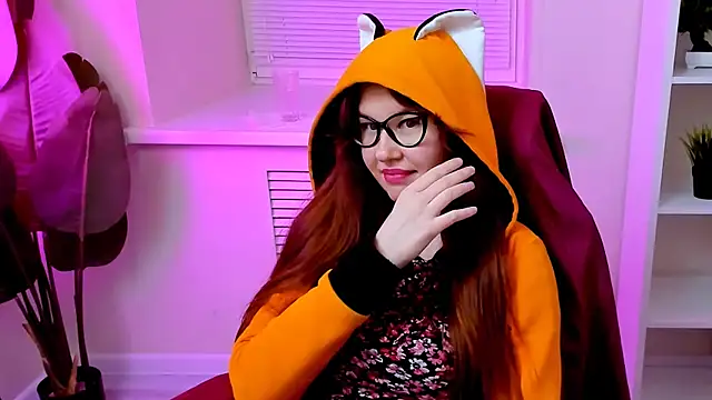 CarolGiggly Webcam show