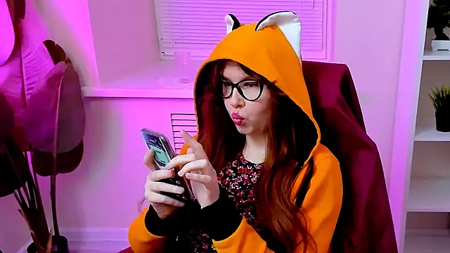 CarolGiggly's Webcam Show