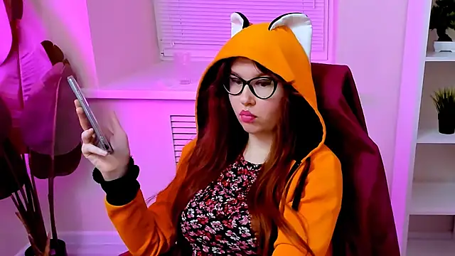 CarolGiggly's Webcam Show