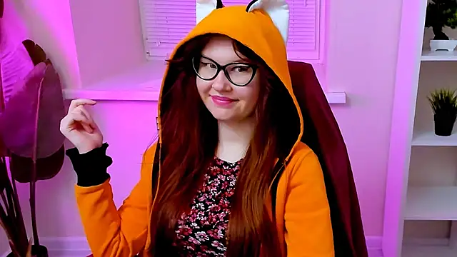 CarolGiggly's Webcam Show