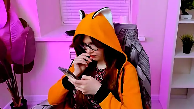 CarolGiggly live XXX chat