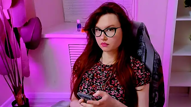 Онлайн чат XXX CarolGiggly