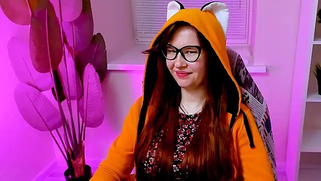 צ'אט XXX בשידור חי של CarolGiggly