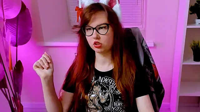 CarolGiggly's Live XXX Chat