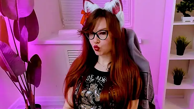 CarolGiggly's Webcam Show