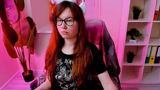 CarolGiggly's Live XXX Chat