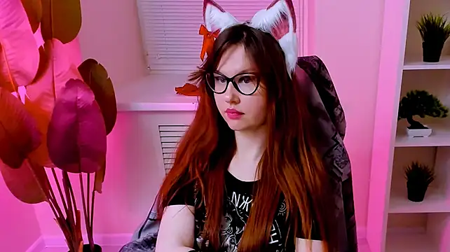CarolGiggly webcam show