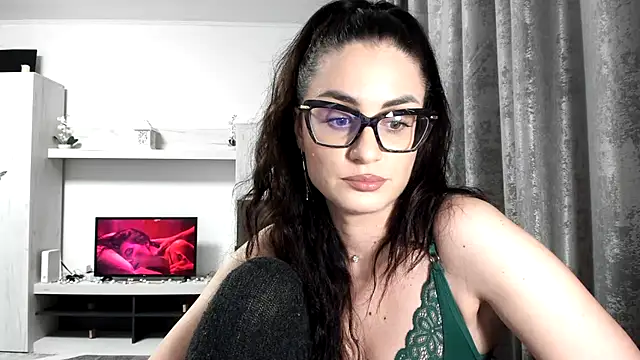 AleeAlice Pertunjukan Webcam