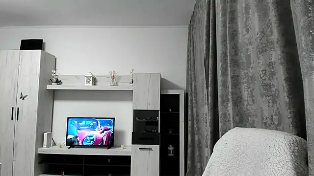 AleeAlice 网络视讯表演