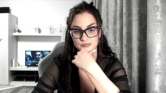 AleeAlice Webcam show