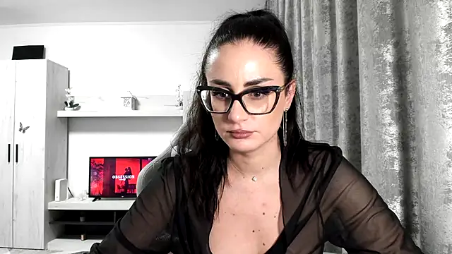 AleeAlice Webcam show