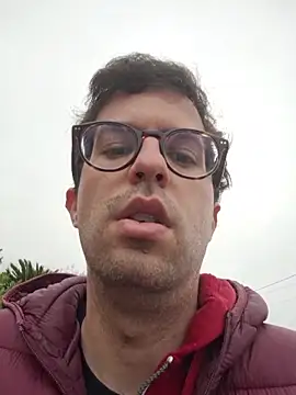 RikCum4u 网络视讯表演