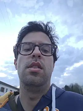 RikCum4u: διαδικτυακό σόου στην κάμερα