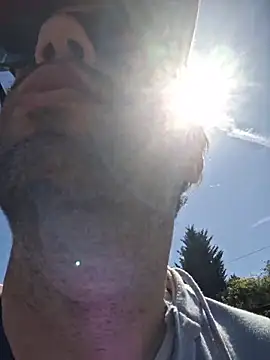 Show de RikCum4u na webcam