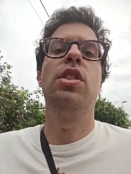 RikCum4u Pertunjukan Webcam