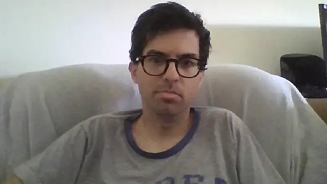 Show de RikCum4u na webcam