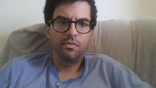 Show de RikCum4u na webcam