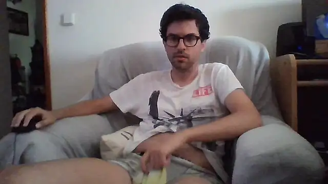 Show de RikCum4u na webcam