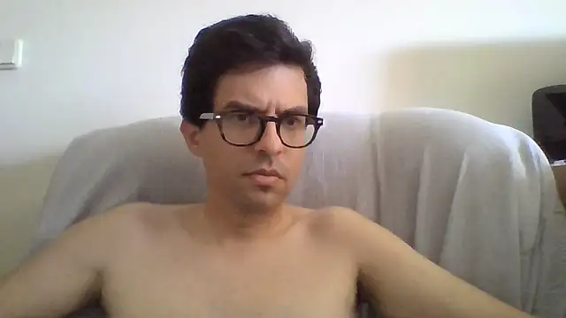 Show de RikCum4u na webcam