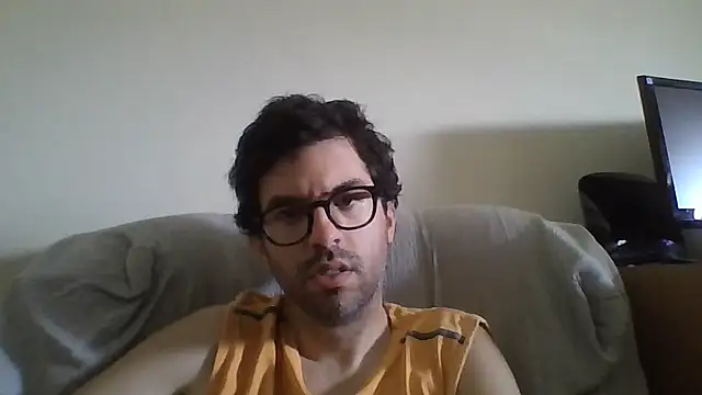 RikCum4u 网络视讯表演