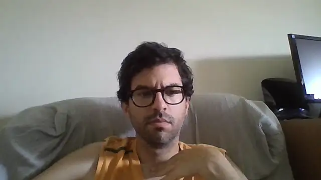 Show de RikCum4u na webcam