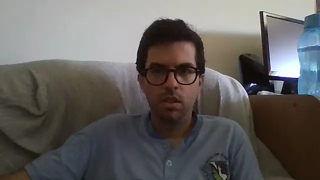 RikCum4u 网络视讯表演
