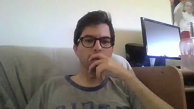 Show de RikCum4u na webcam