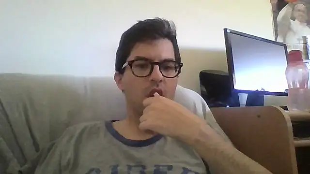Show modela RikCum4u na web-kameri