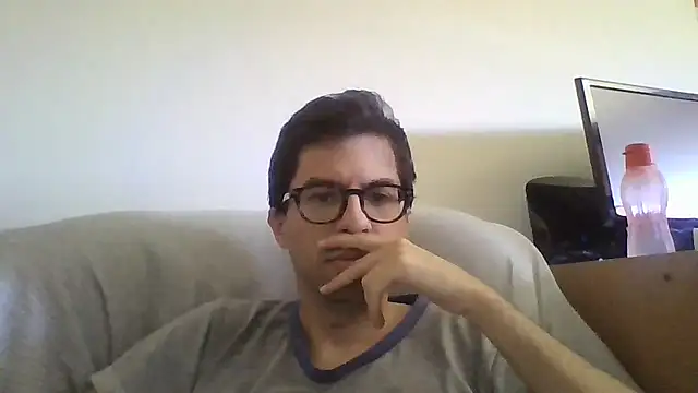 Show de RikCum4u na webcam