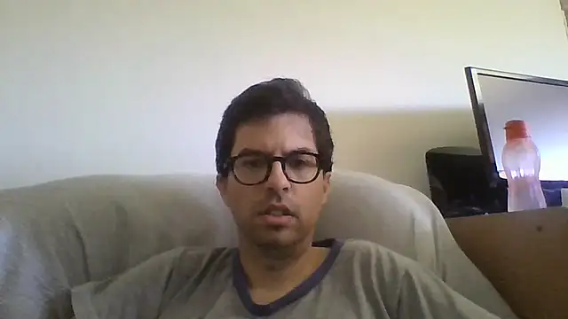 Show de RikCum4u na webcam