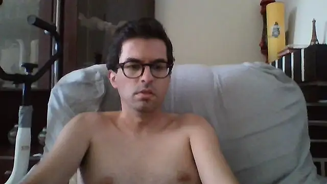 Show de RikCum4u na webcam