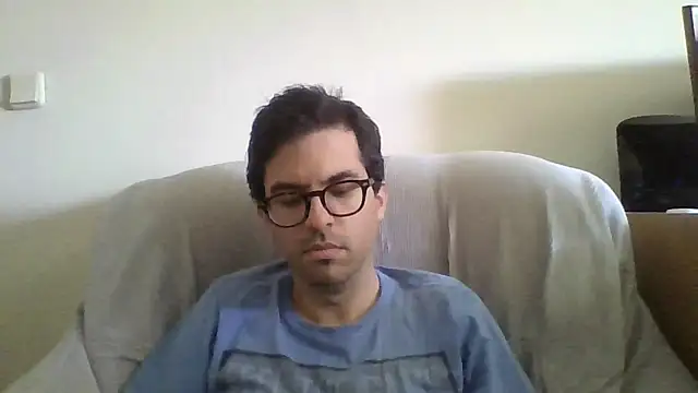 Show de RikCum4u na webcam
