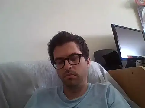 Show de RikCum4u na webcam