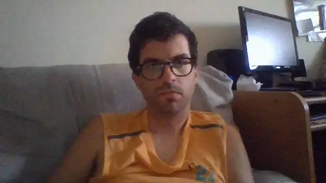 Show de RikCum4u na webcam