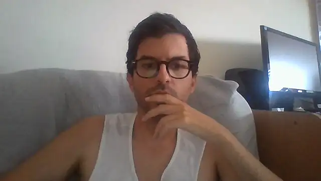 Show de RikCum4u na webcam