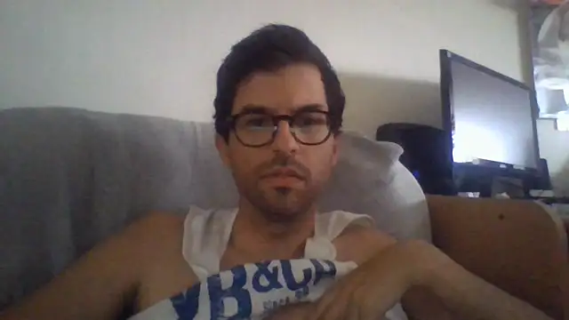 Show de RikCum4u na webcam