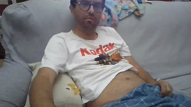 Show de RikCum4u na webcam