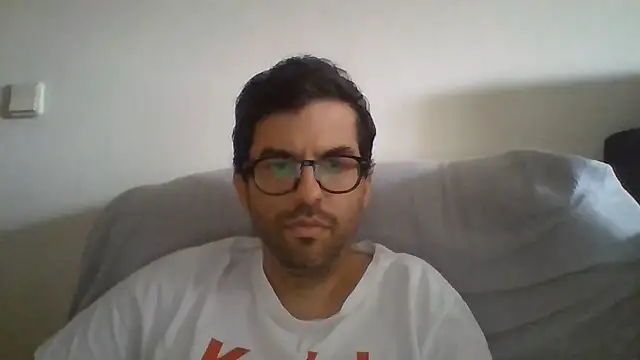 Show de RikCum4u na webcam