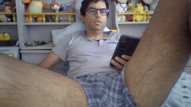 Show de RikCum4u na webcam
