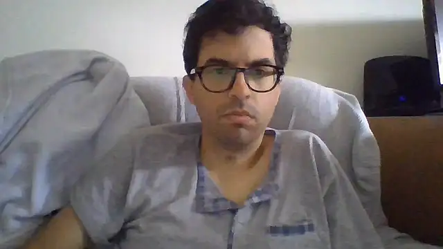 הופעת וובקאם של RikCum4u