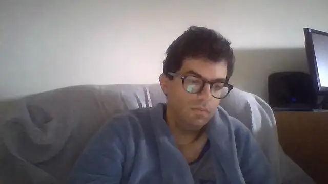 Show de RikCum4u na webcam