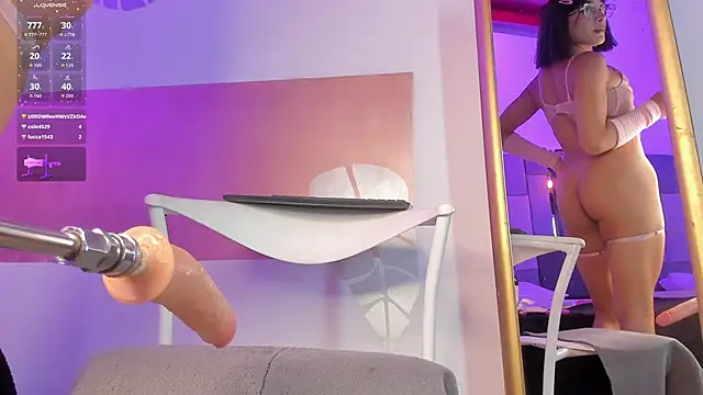 Pokazy przed kamerką – BritannyClaire