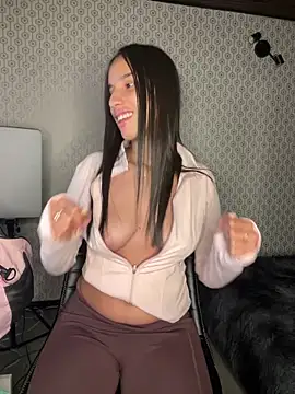 Chatroom XXX en direct de Praga_Pink