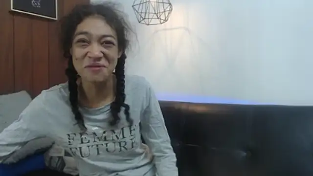 XXX chat uživo modela Aurora_ath