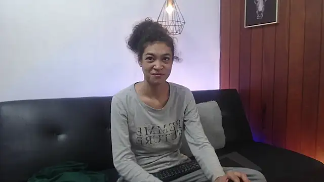 Aurora_ath – Live XXX-chat