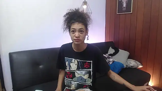 Chat +18 de Aurora_ath ao vivo