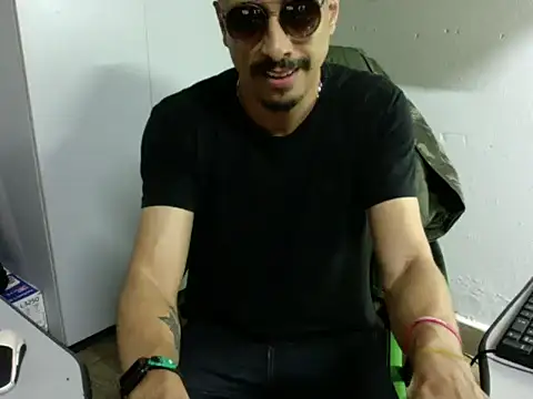 Show de SOLESFETISHBR na webcam