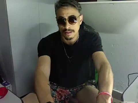 Show de SOLESFETISHBR na webcam