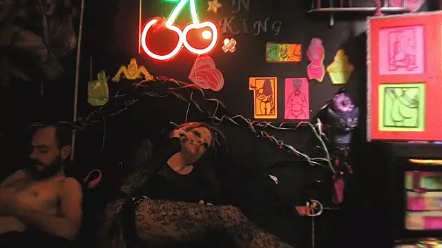 DaddyAndSplashQueen's Webcam Show